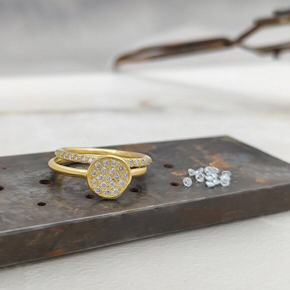 Combination of two diamond 14K Yellow gold rings with 0.56ct Diamonds. UNIQUE - Picture 3 of 10